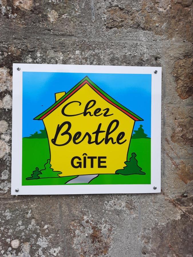 Gite Chez Berthe Pontfarcy Eksteriør bilde